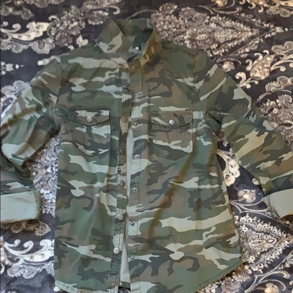 Declutter my closet - Picture 3 of 3